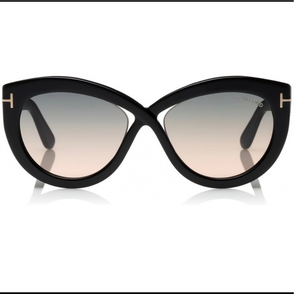 Tom Ford Accessories - BRAND NEW TOM FORD Diane-02 TF577 01B Sunglasses